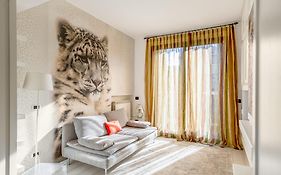 Bright Loft - Free Private Parking